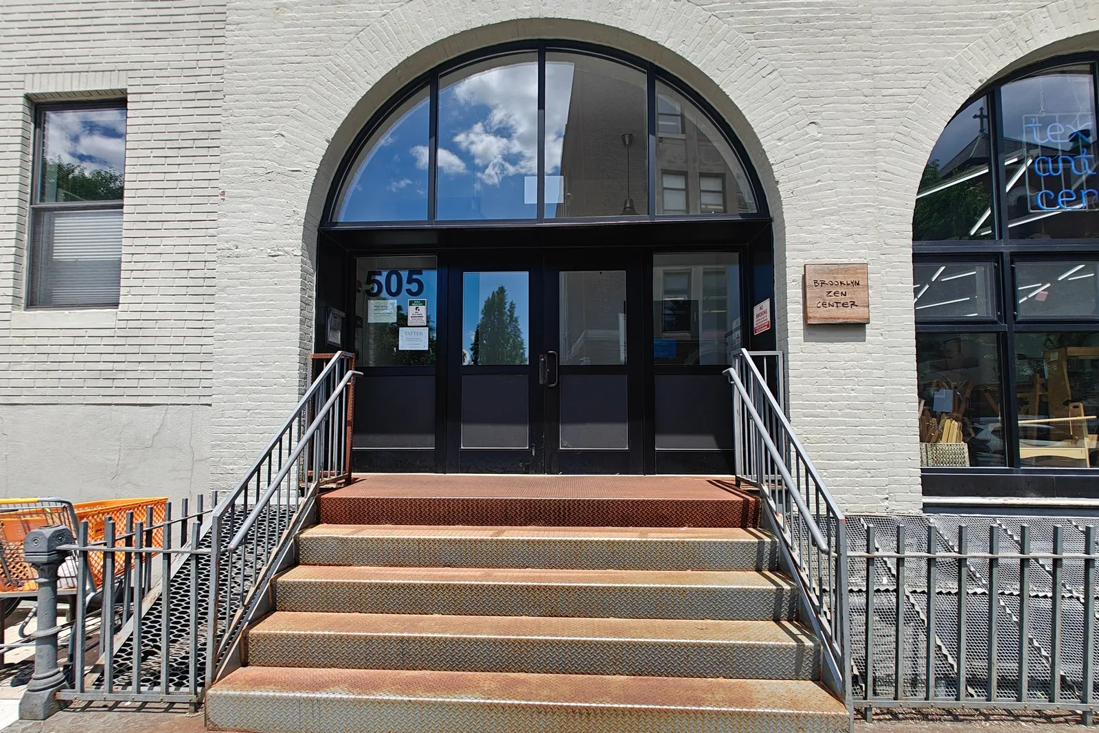 Textile Arts Center storefront